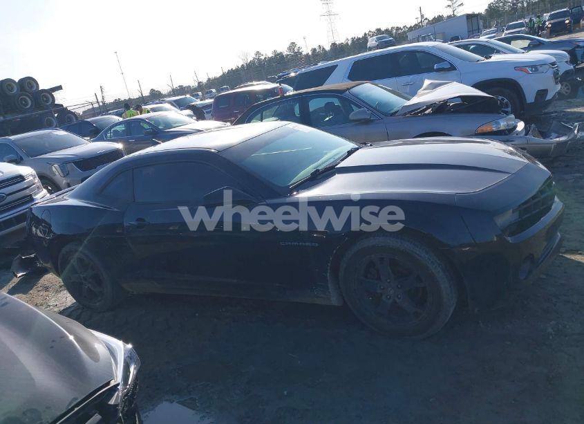 Photo 13 of 2013 Chevrolet Camaro 2LS (VIN 2G1FA1E30D9149397)