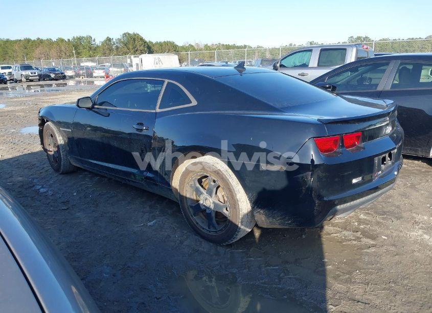 Photo 3 of 2013 Chevrolet Camaro 2LS (VIN 2G1FA1E30D9149397)