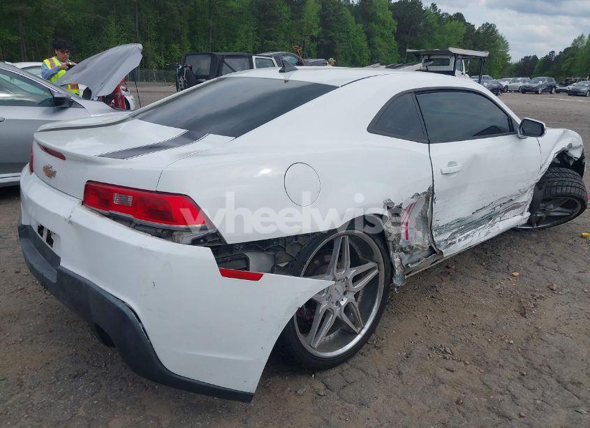 Photo 4 of 2014 Chevrolet Camaro 2LS (VIN 2G1FA1E30E9147408)