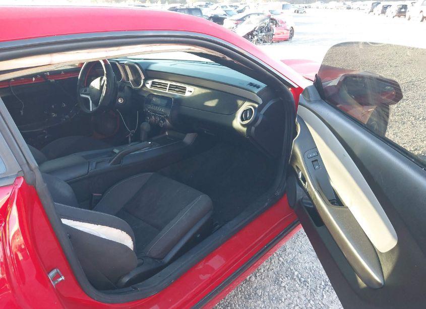 Photo 5 of 2014 Chevrolet Camaro 2LS (VIN 2G1FA1E30E9248173)