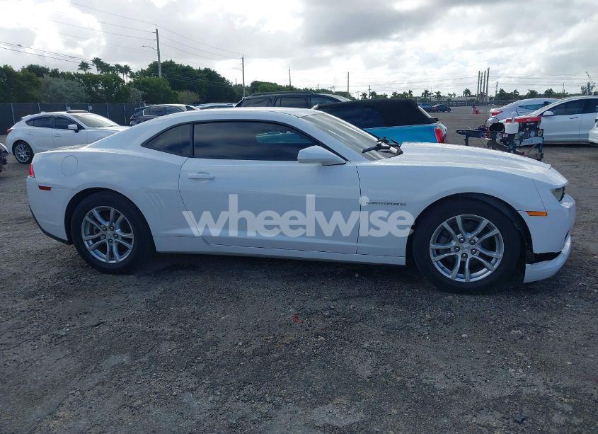 Photo 13 of 2014 Chevrolet Camaro 2LS (VIN 2G1FA1E30E9302006)