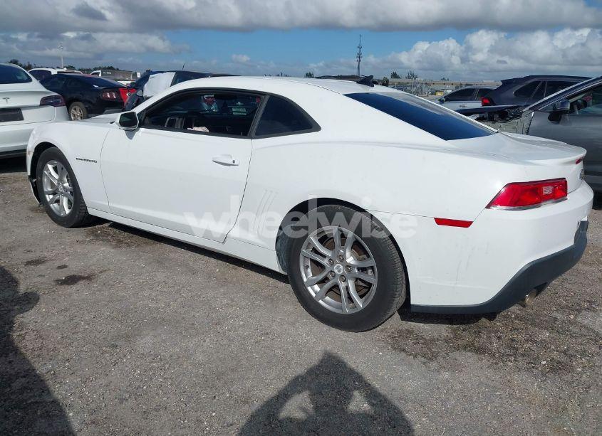 Photo 3 of 2014 Chevrolet Camaro 2LS (VIN 2G1FA1E30E9302006)