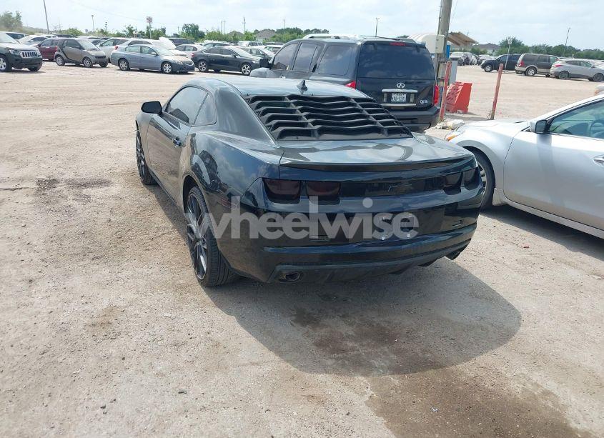 Photo 3 of 2012 Chevrolet Camaro 2LS (VIN 2G1FA1E31C9116701)