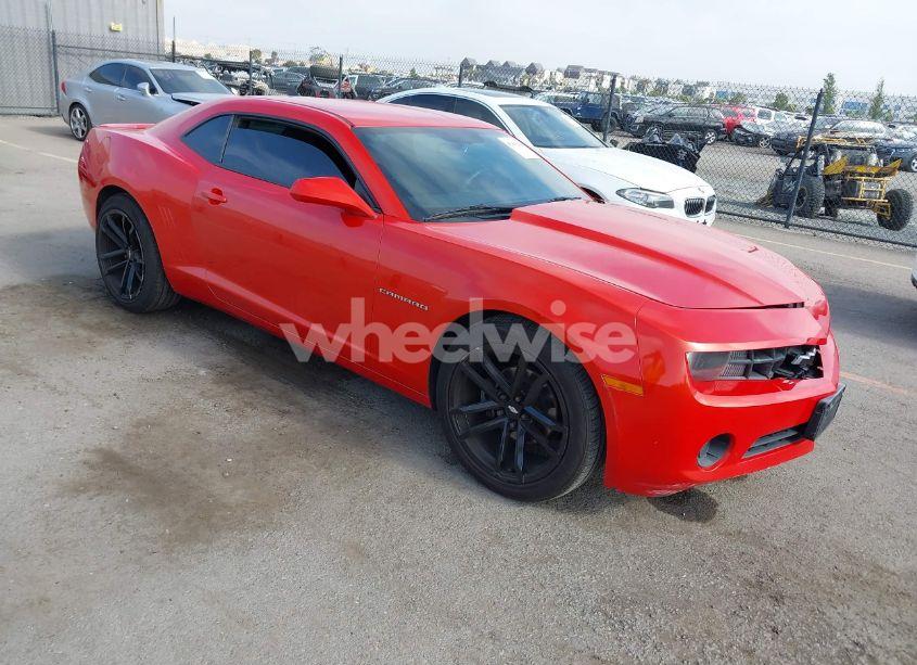 2013 Chevrolet Camaro 2LS (VIN 2G1FA1E31D9129322) main photo