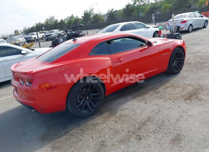 Photo 4 of 2013 Chevrolet Camaro 2LS (VIN 2G1FA1E31D9129322)