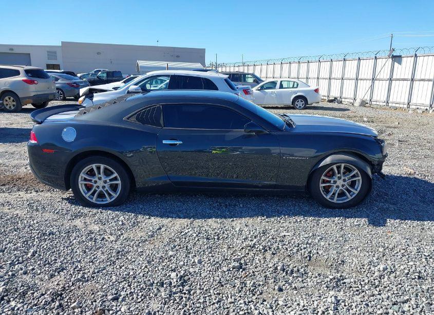 Photo 13 of 2014 Chevrolet Camaro 2LS (VIN 2G1FA1E31E9220687)