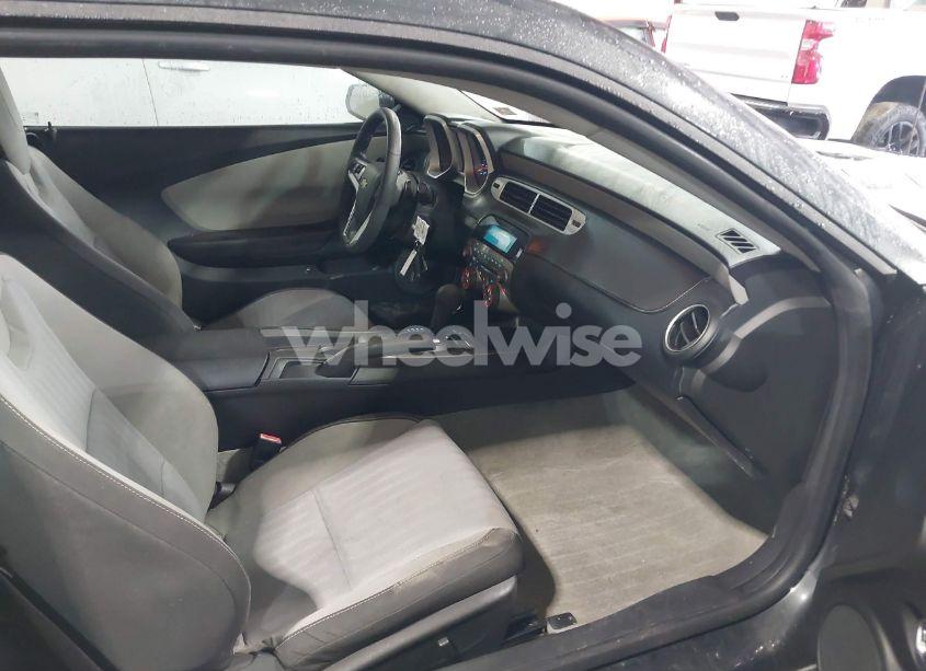 Photo 5 of 2014 Chevrolet Camaro 2LS (VIN 2G1FA1E31E9223668)