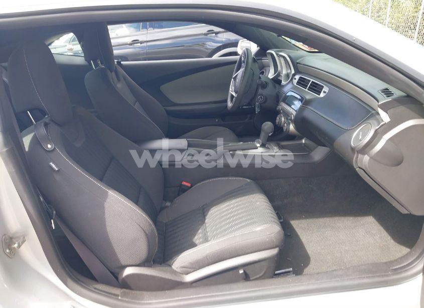 Photo 5 of 2012 Chevrolet Camaro 2LS (VIN 2G1FA1E32C9157807)