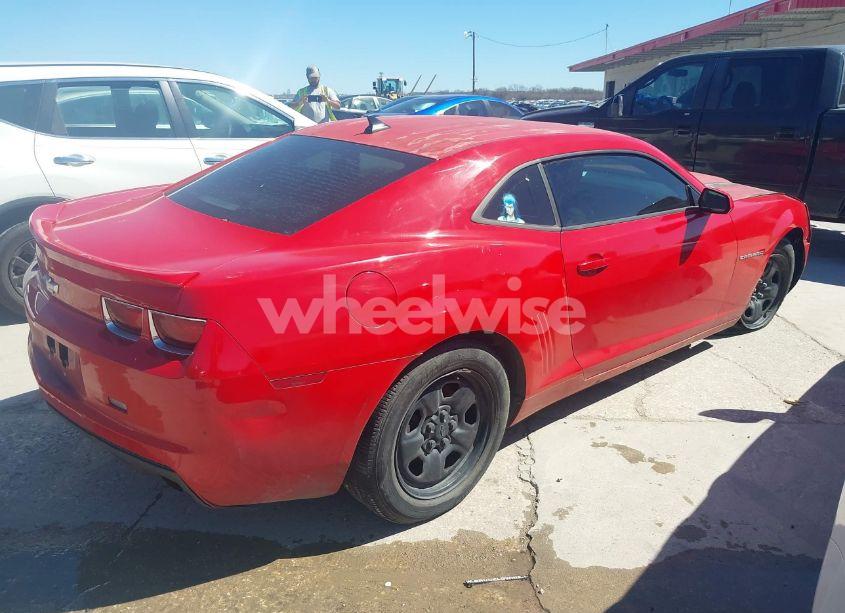 Photo 4 of 2013 Chevrolet Camaro 2LS (VIN 2G1FA1E32D9175094)