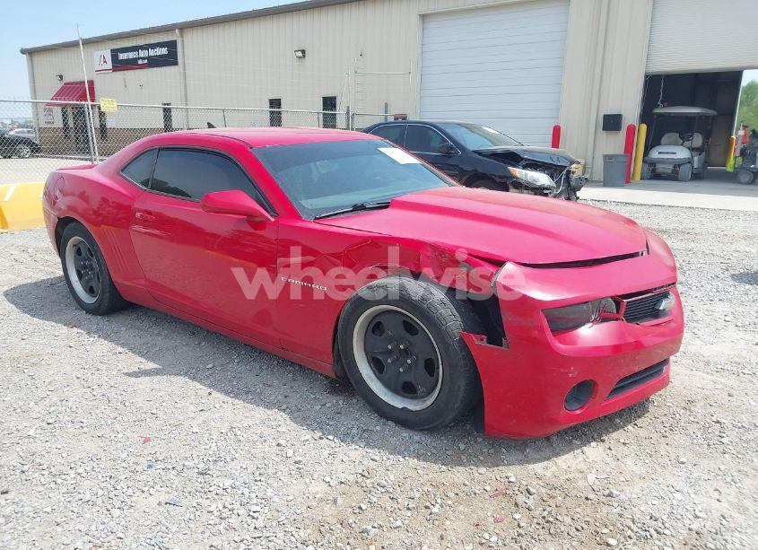 2013 Chevrolet Camaro LS (VIN 2G1FA1E32D9199332) main photo