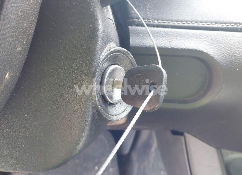 Photo 11 of 2013 Chevrolet Camaro LS (VIN 2G1FA1E32D9199332)