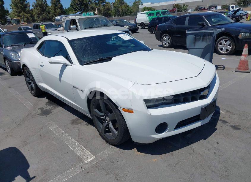 2013 Chevrolet Camaro LS (VIN 2G1FA1E32D9210796) main photo
