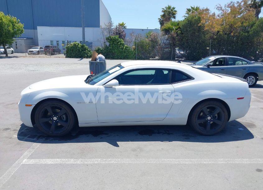 Photo 14 of 2013 Chevrolet Camaro LS (VIN 2G1FA1E32D9210796)