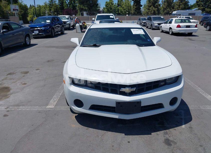 Photo 6 of 2013 Chevrolet Camaro LS (VIN 2G1FA1E32D9210796)