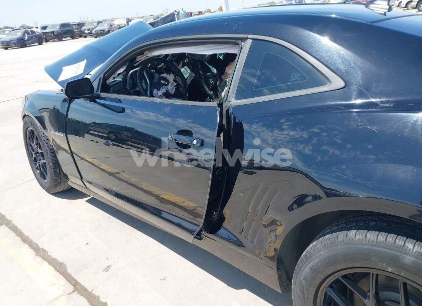 Photo 20 of 2014 Chevrolet Camaro 2LS (VIN 2G1FA1E32E9126043)