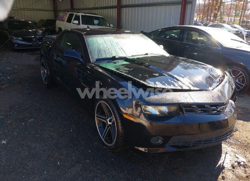 2014 Chevrolet Camaro 2LS (VIN 2G1FA1E32E9179776) main photo