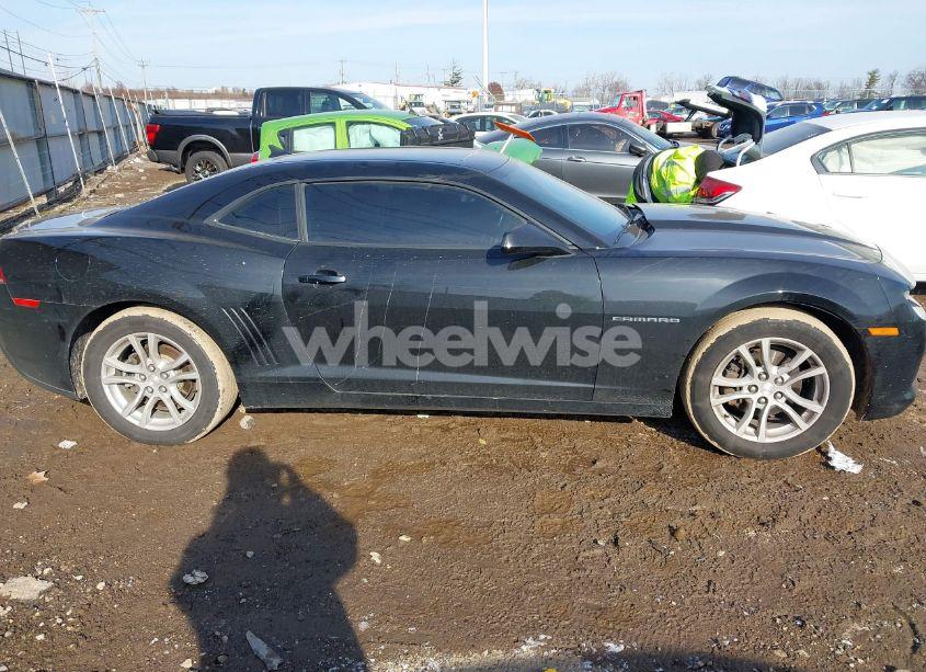 Photo 13 of 2014 Chevrolet Camaro 2LS (VIN 2G1FA1E33E9221663)