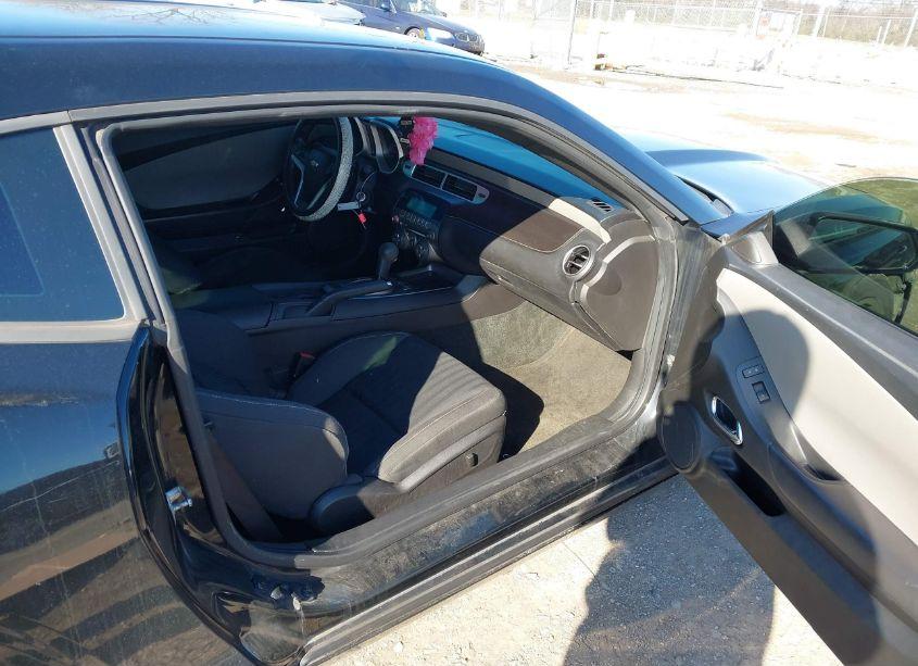 Photo 5 of 2012 Chevrolet Camaro 2LS (VIN 2G1FA1E34C9118362)