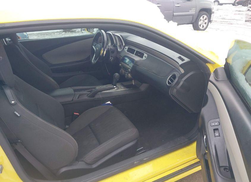 Photo 5 of 2014 Chevrolet Camaro 2LS (VIN 2G1FA1E34E9154314)