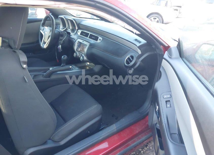 Photo 5 of 2015 Chevrolet Camaro 1LS (VIN 2G1FA1E34F9114008)