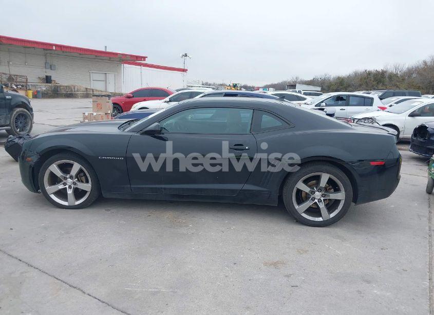 Photo 14 of 2013 Chevrolet Camaro 2LS (VIN 2G1FA1E35D9110417)