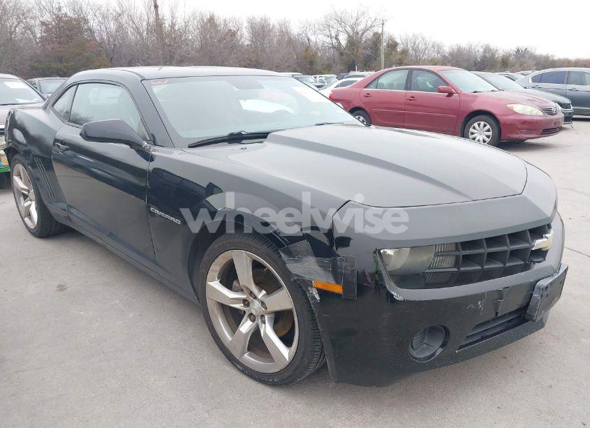 Photo 6 of 2013 Chevrolet Camaro 2LS (VIN 2G1FA1E35D9110417)