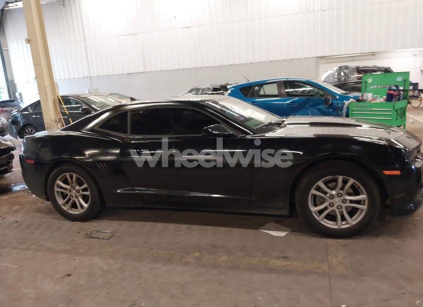 Photo 14 of 2015 Chevrolet Camaro 1LS (VIN 2G1FA1E35F9297290)