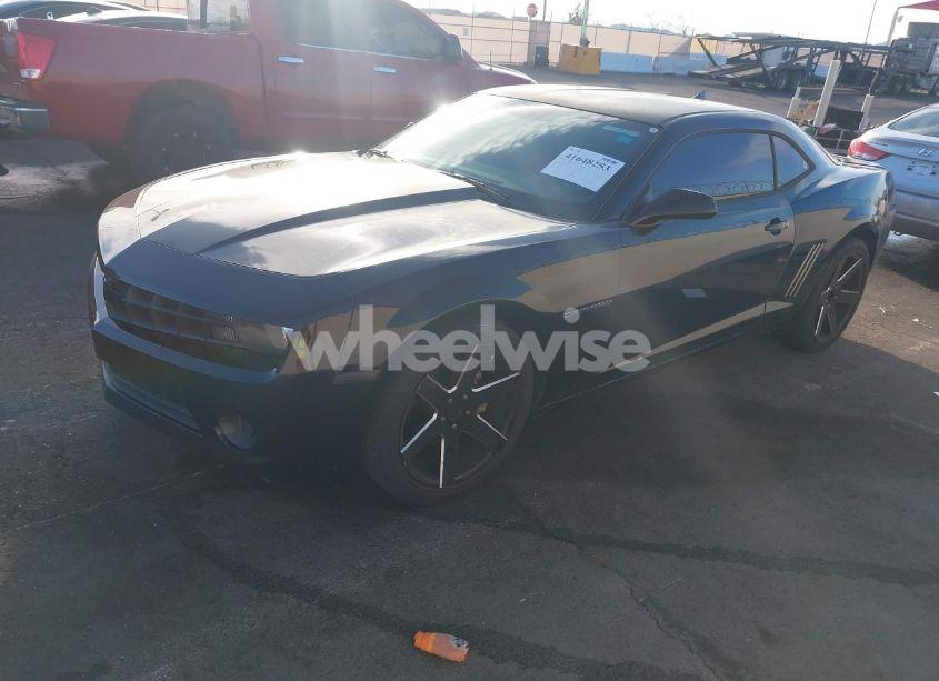 Photo 2 of 2012 Chevrolet Camaro 2LS (VIN 2G1FA1E37C9179057)