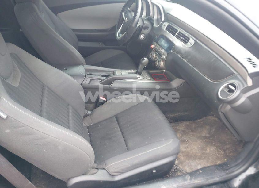 Photo 5 of 2014 Chevrolet Camaro 2LS (VIN 2G1FA1E38E9277906)