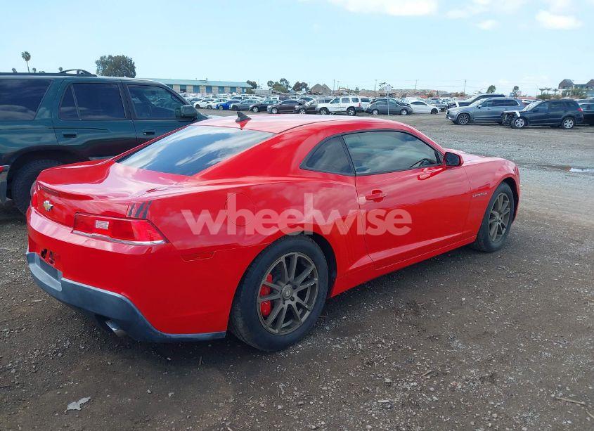 Photo 4 of 2015 Chevrolet Camaro 1LS (VIN 2G1FA1E38F9239643)