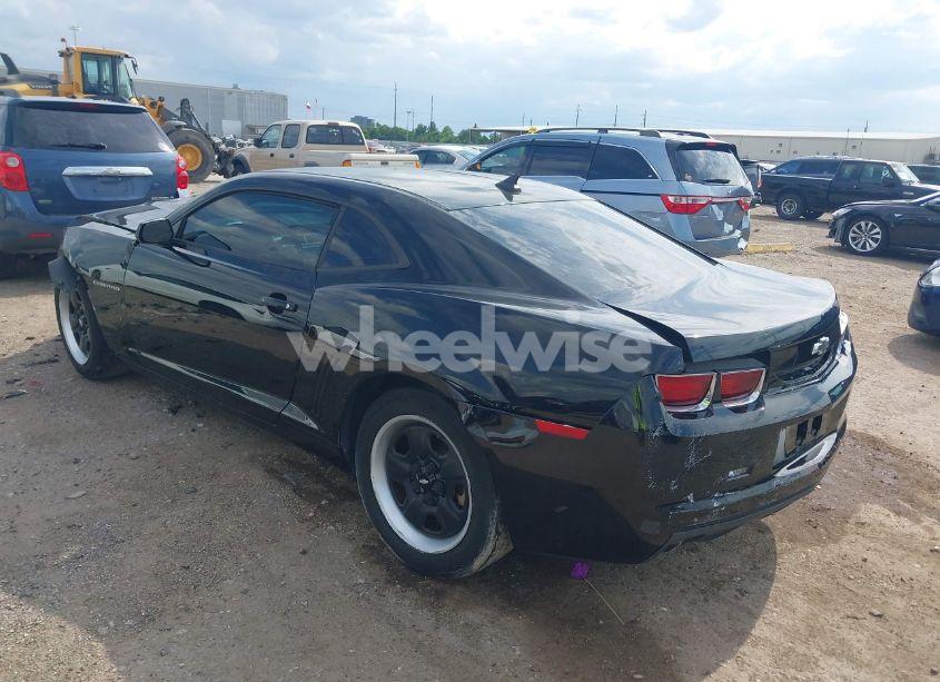 Photo 3 of 2012 Chevrolet Camaro 2LS (VIN 2G1FA1E39C9189654)