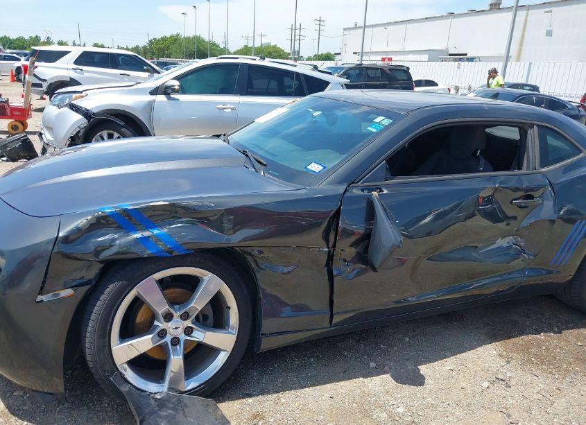 Photo 6 of 2012 Chevrolet Camaro 2LS (VIN 2G1FA1E39C9197754)