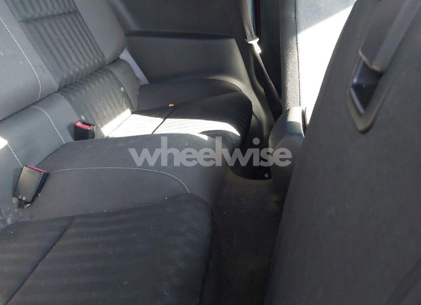 Photo 8 of 2013 Chevrolet Camaro 2LS (VIN 2G1FA1E39D9183838)