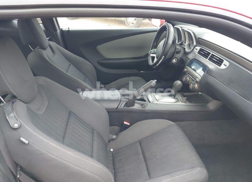 Photo 5 of 2014 Chevrolet Camaro 2LS (VIN 2G1FA1E39E9145768)