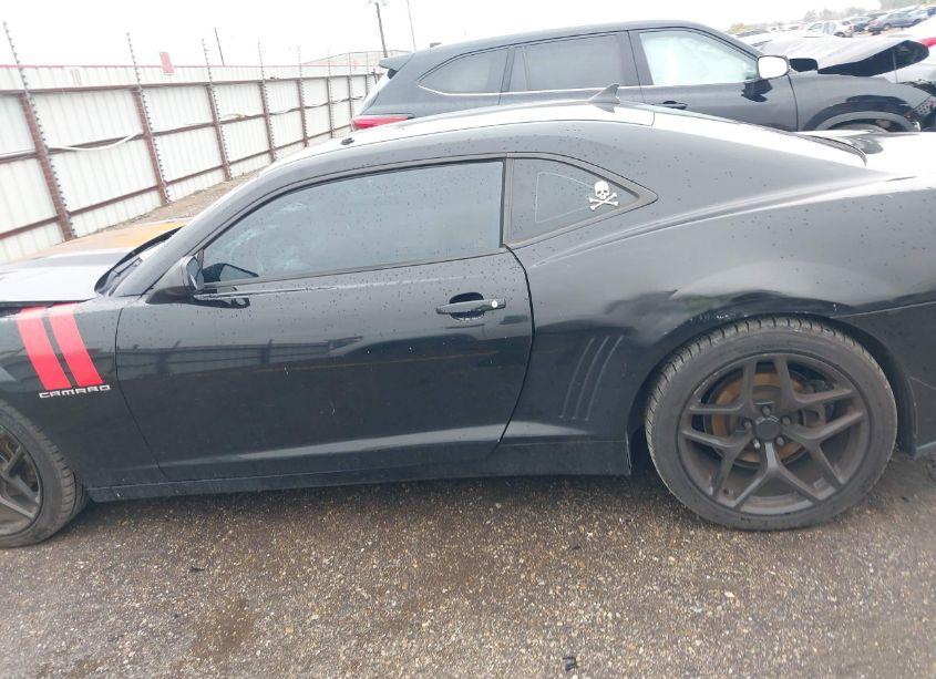 Photo 14 of 2014 Chevrolet Camaro 2LS (VIN 2G1FA1E39E9181038)