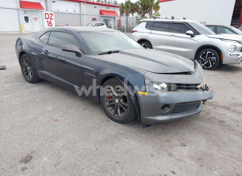 2014 Chevrolet Camaro 2LS (VIN 2G1FA1E39E9286100) main photo
