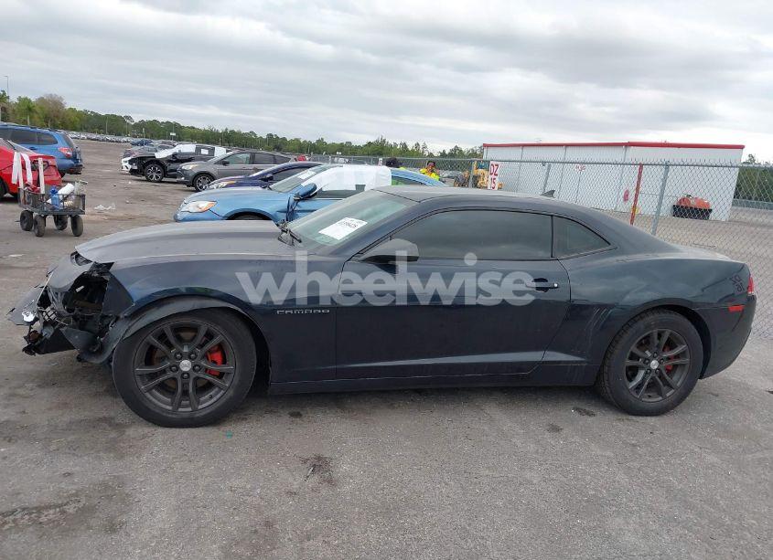 Photo 14 of 2014 Chevrolet Camaro 2LS (VIN 2G1FA1E39E9286100)