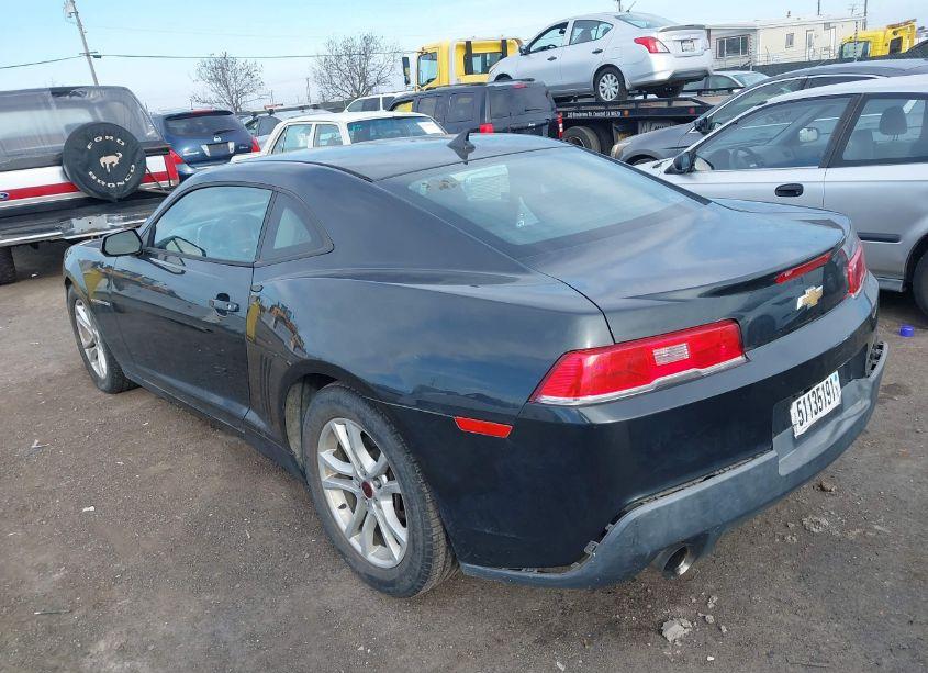 Photo 3 of 2015 Chevrolet Camaro 1LS (VIN 2G1FA1E39F9152883)
