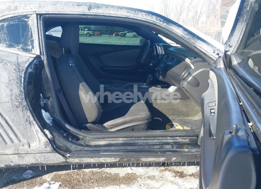 Photo 5 of 2012 Chevrolet Camaro 2LS (VIN 2G1FA1E3XC9208468)