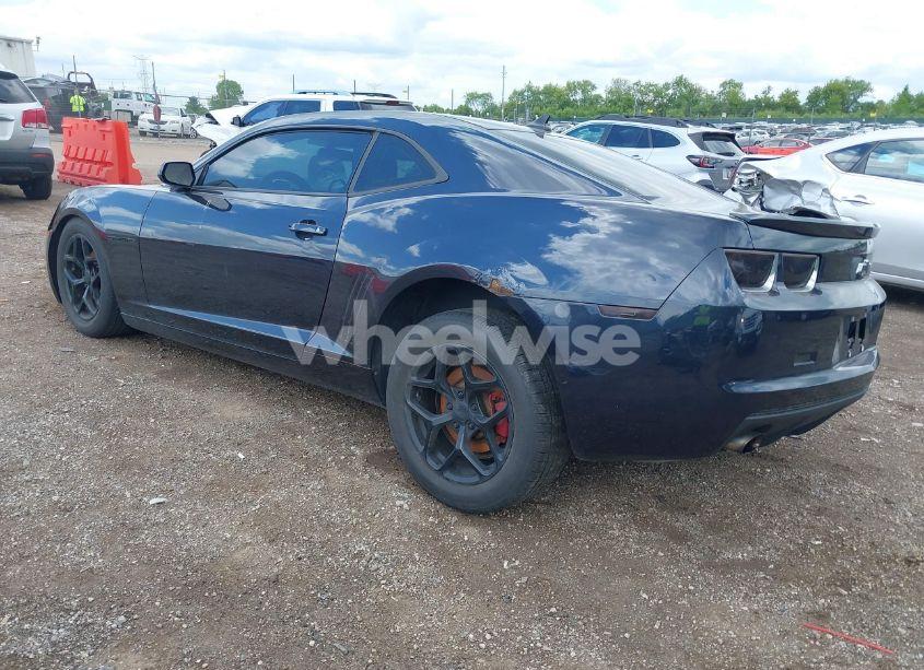 Photo 3 of 2013 Chevrolet Camaro 2LS (VIN 2G1FA1E3XD9181967)