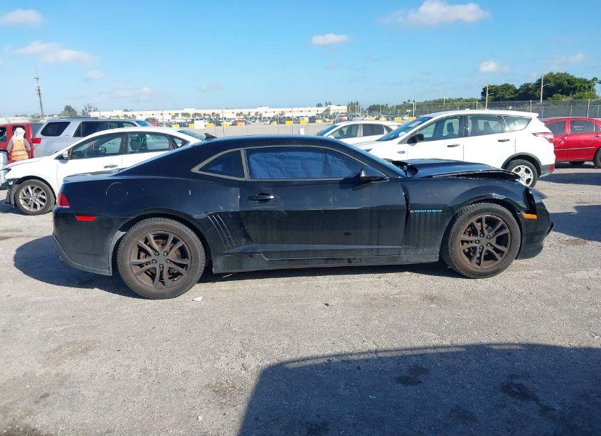 Photo 13 of 2014 Chevrolet Camaro 2LS (VIN 2G1FA1E3XE9133242)