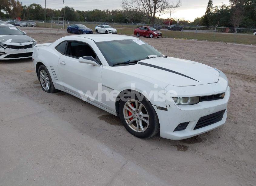 2015 Chevrolet Camaro 1LS (VIN 2G1FA1E3XF9231737) main photo