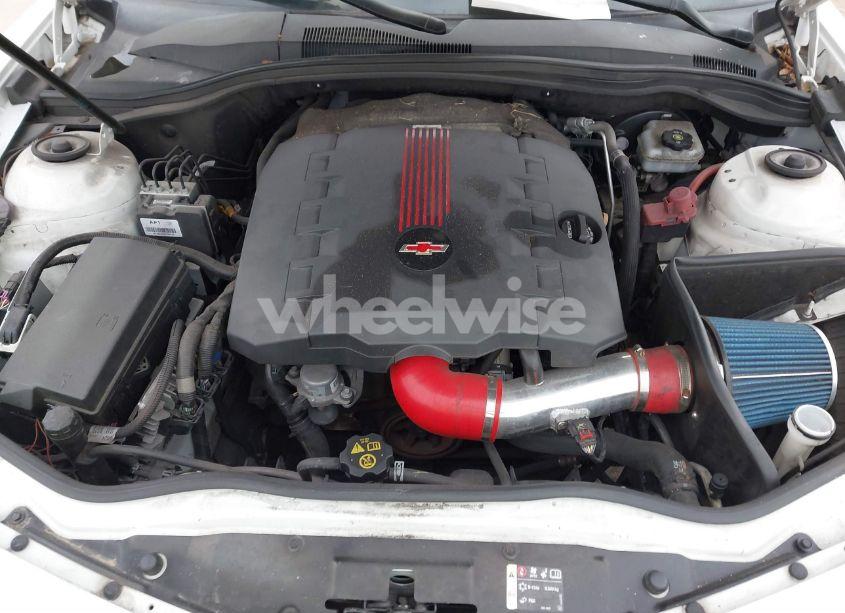 Photo 10 of 2015 Chevrolet Camaro 1LS (VIN 2G1FA1E3XF9231737)