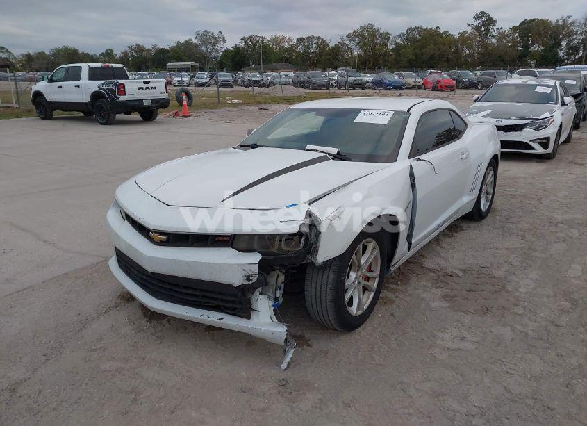 Photo 6 of 2015 Chevrolet Camaro 1LS (VIN 2G1FA1E3XF9231737)