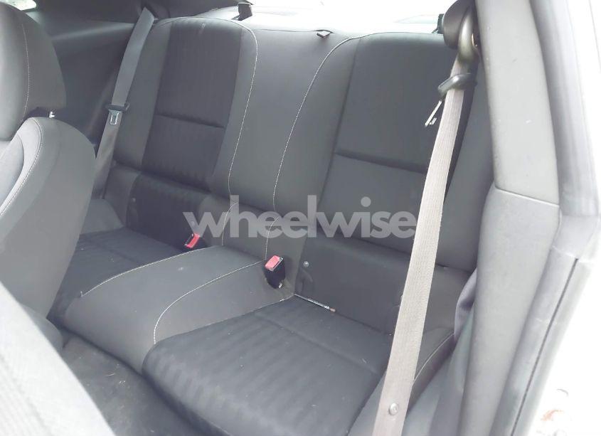 Photo 8 of 2015 Chevrolet Camaro 1LS (VIN 2G1FA1E3XF9231737)