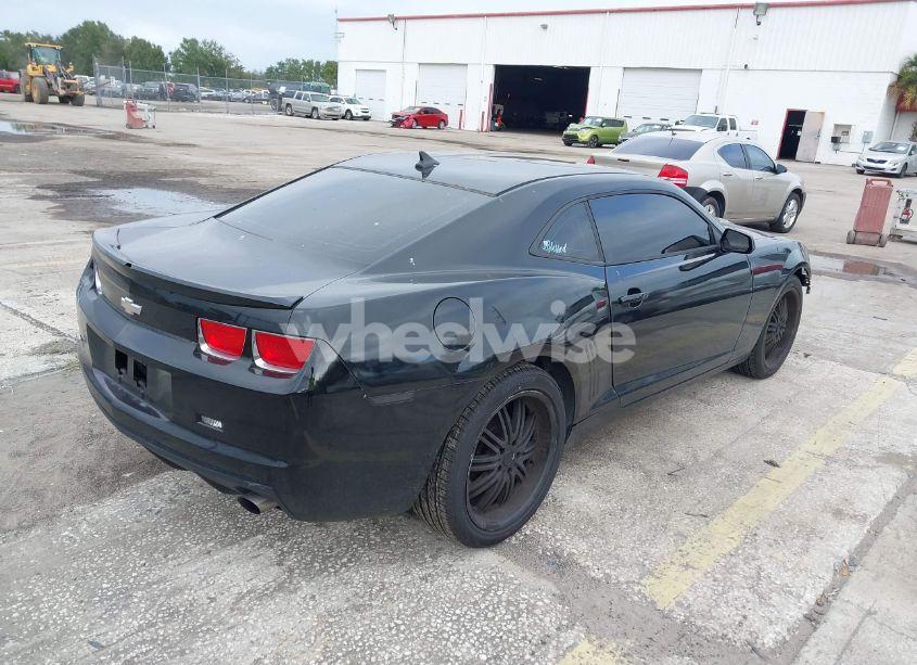 Photo 4 of 2011 Chevrolet Camaro 2LS (VIN 2G1FA1ED2B9183377)