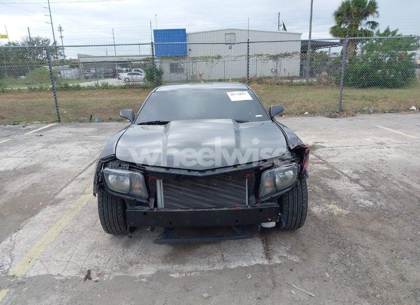 Photo 6 of 2011 Chevrolet Camaro 2LS (VIN 2G1FA1ED2B9183377)