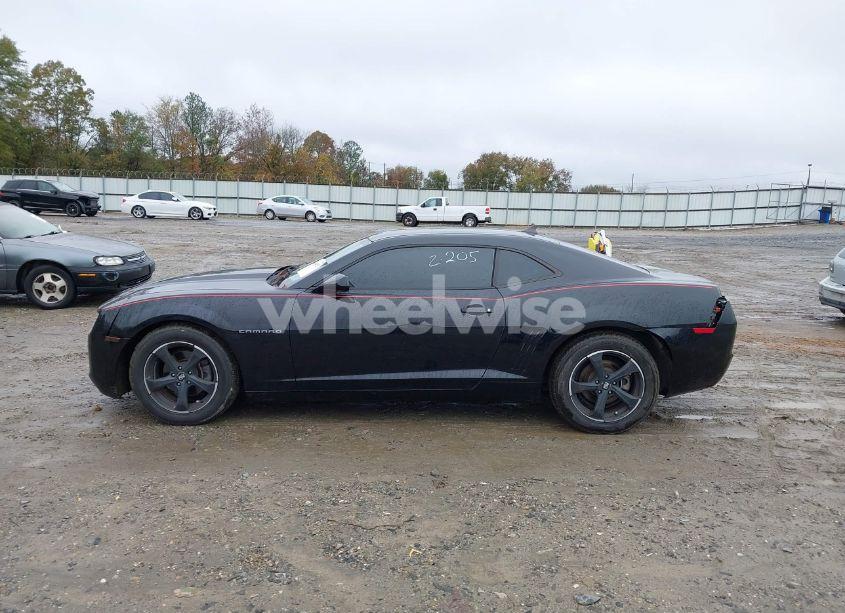 Photo 14 of 2011 Chevrolet Camaro 2LS (VIN 2G1FA1ED3B9165616)