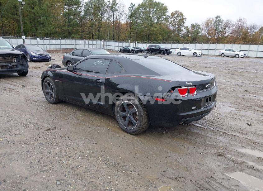 Photo 3 of 2011 Chevrolet Camaro 2LS (VIN 2G1FA1ED3B9165616)