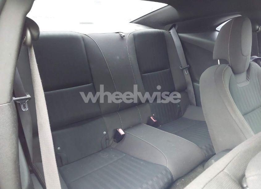 Photo 8 of 2011 Chevrolet Camaro 2LS (VIN 2G1FA1ED3B9165616)